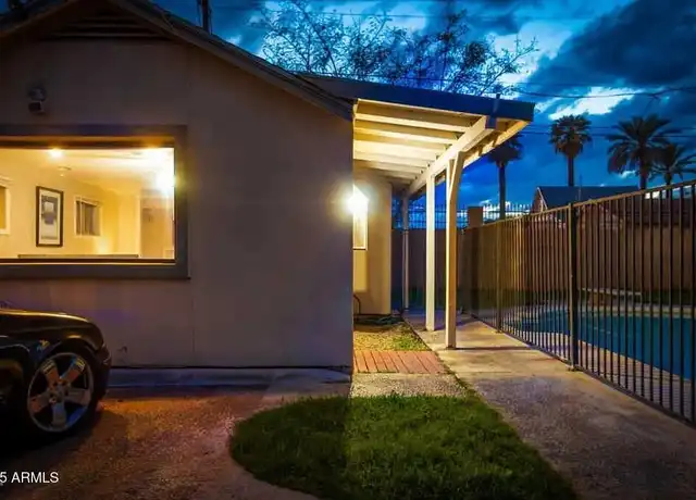 Property at 122 N 9th Ave Unit B, Phoenix, AZ, 85007, 1 bed, 1 bath, [object Object]