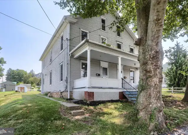 Property at 115 3rd St, Millersburg, PA, 17061, 3 beds, 2 baths, [object Object]