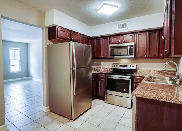 Property at 123 Alabama Ave NW, Fort Walton Beach, FL, 32548, 1 bed, 1 bath, [object Object]