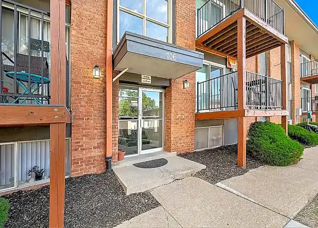 Property at Blue Springs Apartments - 702 SW 15 St, Blue Springs, MO, 64015, 1 bed, 1 bath, [object Object]