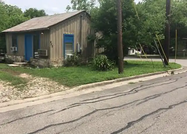 Property at 820 Neches St, Lockhart, TX, 78644, 2 beds, 1 bath, [object Object]