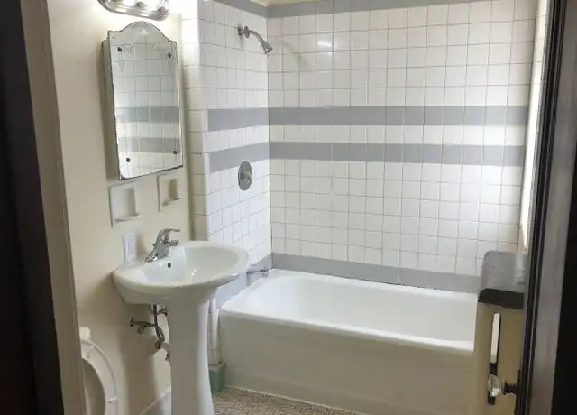 Property at 901 E Center St #903, Milwaukee, WI, 53212, 2 beds, 1 bath, [object Object]