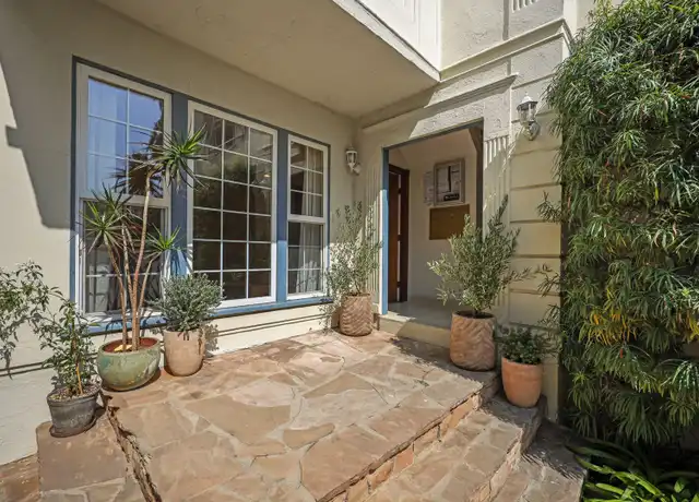 Property at 129 S Swall Dr #2, Los Angeles, CA, 90048, 2 beds, 1 bath, [object Object]