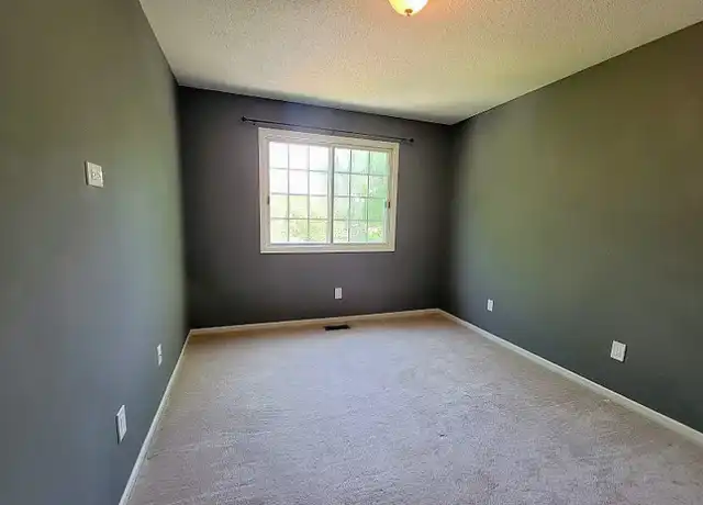 Property at 15638 Garnet Way, Apple Valley, MN, 55124, 2 beds, 1.5 baths, [object Object]