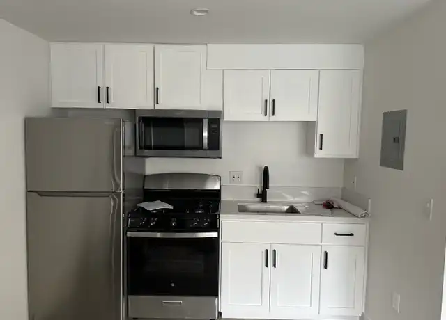 Property at 1326 S Gramercy Pl Unit 13, Los Angeles, CA, 90019, 0 beds, 1 bath, [object Object]