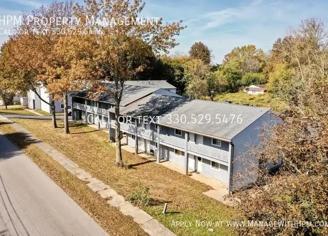 Property at 82 1st St SE Unit 13, Barberton, OH, 44203, 1 bed, 1 bath, [object Object]