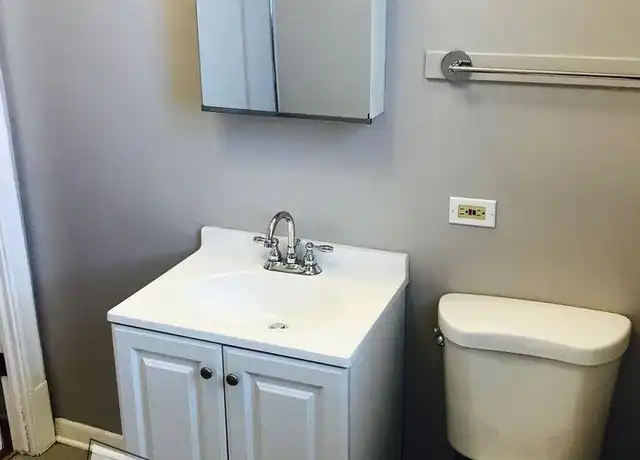 Property at 3930 N Keeler Ave, Chicago, IL, 60641, 1 bed, 1 bath, [object Object]