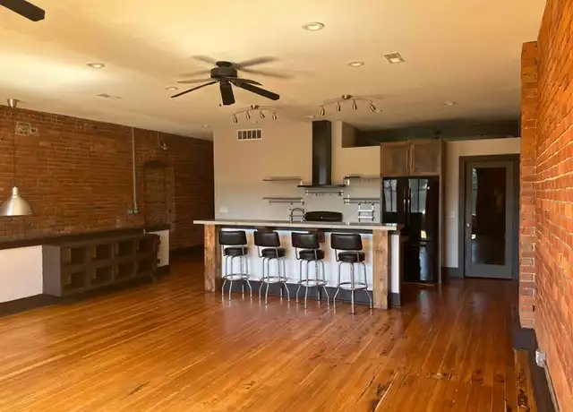 Property at 466 Main St Apt 1, Marseilles, IL, 61341, 1 bed, 2 baths, [object Object]