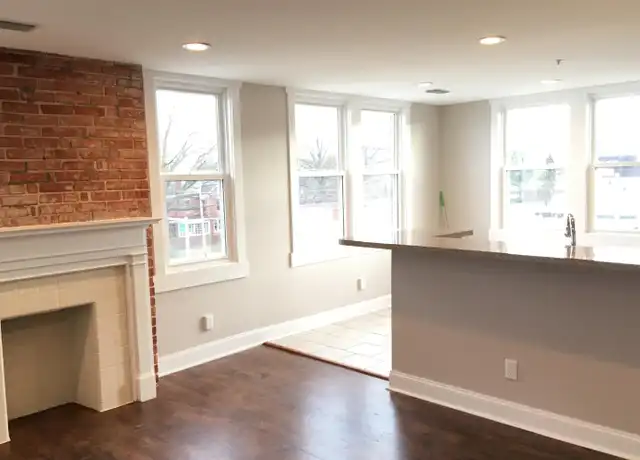 Property at 932 9th Ave Unit 5, Huntington, WV, 25701, 2 beds, 1 bath, [object Object]