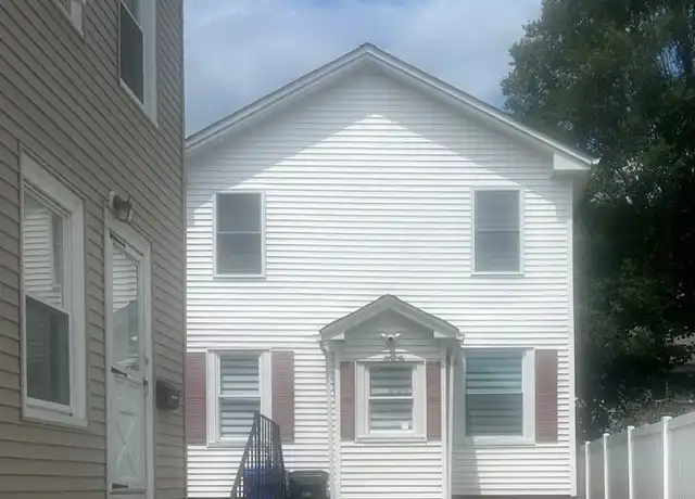Property at 213 Francis Ave, Pawtucket, RI, 02860, 2 beds, 1 bath, [object Object]