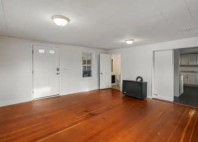 Property at 84 Main St Unit 1, Spencer, MA, 01562, 1 bed, 1 bath, [object Object]