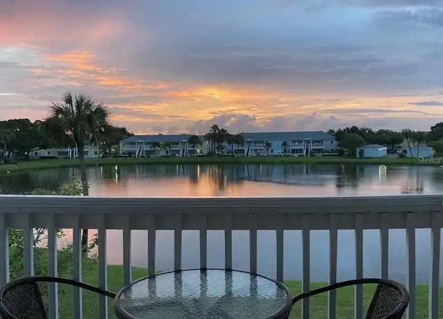 Property at 149 Seahorse Dr SE Unit F, Saint Petersburg, FL, 33705, 1 bed, 1 bath, [object Object]