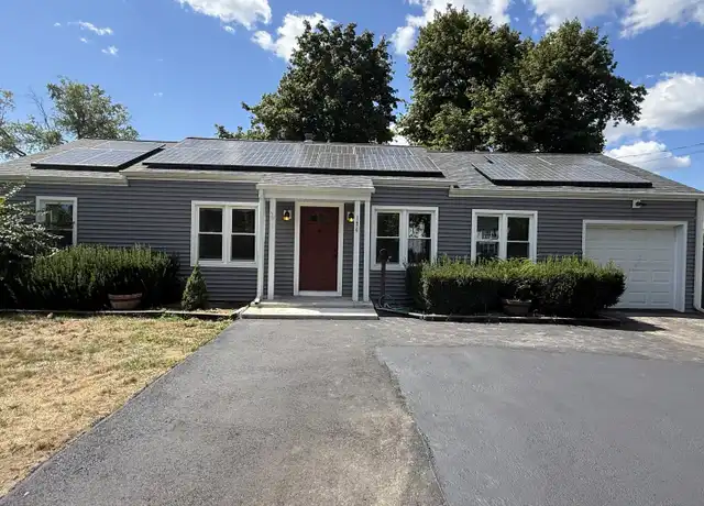 Property at 194 Courtland Ave, Stamford, CT, 06906, 4 beds, 2 baths, [object Object]
