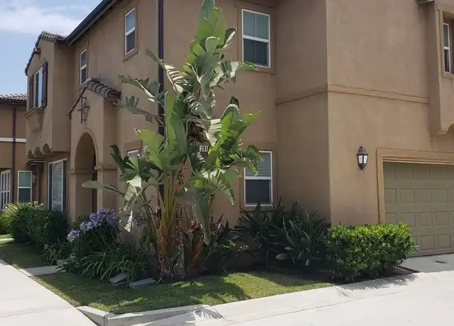 Property at 3612 W Luther Ln, Inglewood, CA, 90305, 3 beds, 3 baths, [object Object]