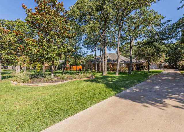 Photo of 2009 Greenwood Ln, Keller, TX 76262