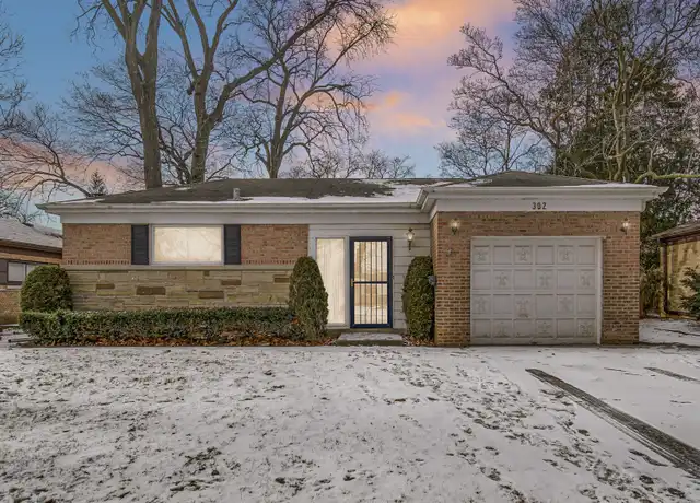 Property at 302 N Lincoln Ln, Arlington Heights, IL, 60004, 3 beds, 1.5 baths, [object Object]