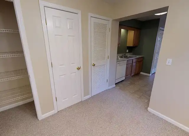 Property at Quarry Apartments - 7700 Overlook Dr, Clarksburg, WV, 26301, 2 beds, 2 baths, [object Object]