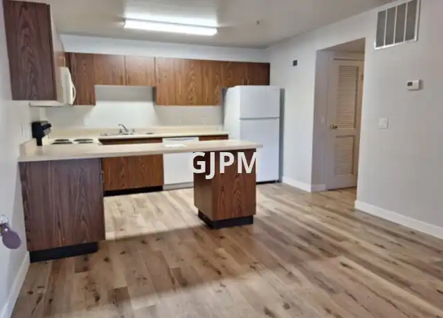 Property at 960 Bookcliff Ave Unit 317, Grand Junction, CO, 81501, 2 beds, 2 baths, [object Object]