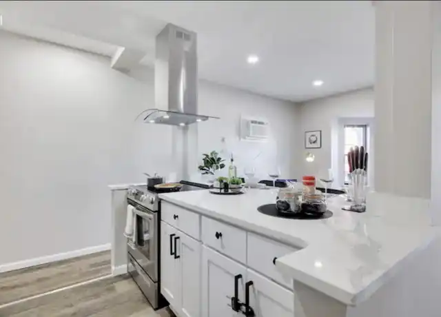 Property at 202 N 6th St, Allentown, PA, 18102, 1 bed, 1 bath, [object Object]
