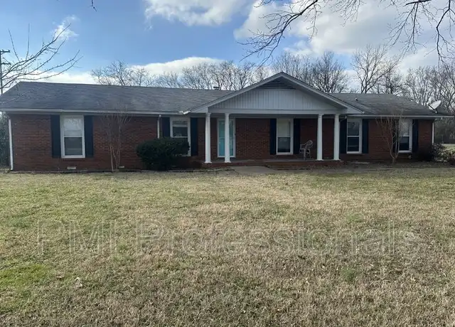 Property at 2988 Parkwood Dr, Murfreesboro, TN, 37128, 3 beds, 2.5 baths, [object Object]