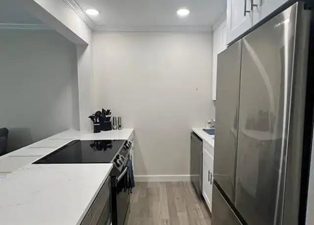 Property at 473 12th Ave S Unit B6, Naples, FL, 34102, 1 bed, 1 bath, [object Object]