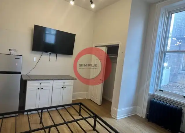 Property at 1216 Perkiomen Ave Rm 02, Reading, PA, 19602, 1 bed, 1 bath, [object Object]