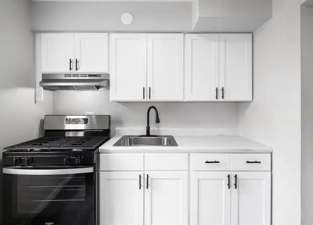 Property at 3755 Mayfield Rd, Cleveland Heights, OH, 44121, 2 beds, 1 bath, [object Object]