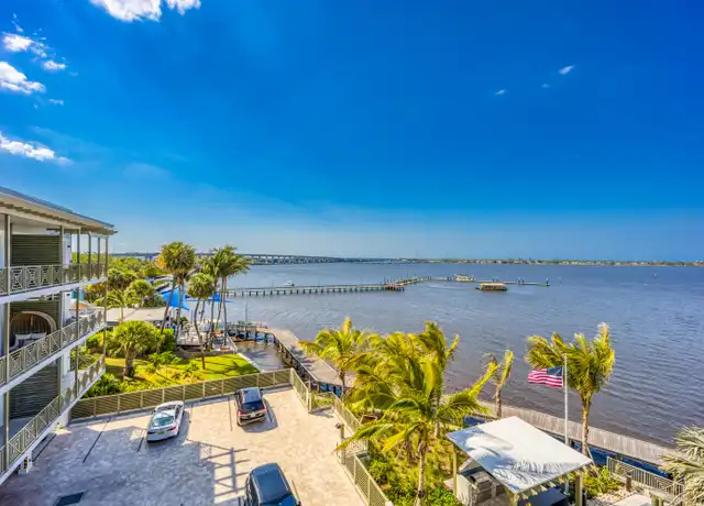 Property at 41 SW Seminole St #405, Stuart, FL, 34994, 1 bed, 1.5 baths, [object Object]