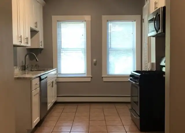 Property at 40 Harding Rd Unit 4, Roslindale, MA, 02131, 2 beds, 1 bath, [object Object]
