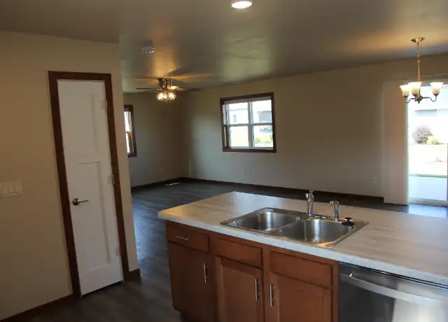 Property at 2413 Welhouse Dr, Kaukauna, WI, 54130, 3 beds, 2.5 baths, [object Object]