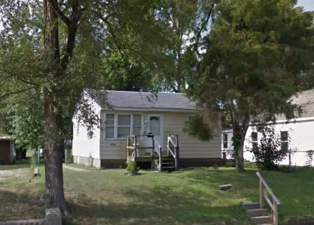 Property at 2414 W Malone St, Peoria, IL, 61605, 1 bed, 1 bath, [object Object]