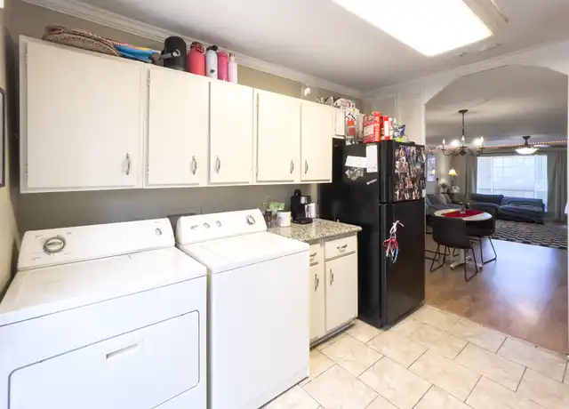 Property at 10446 Jefferson Hwy Unit J, Baton Rouge, LA, 70809, 2 beds, 2 baths, [object Object]