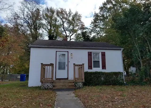 Property at 20 Pollux Cir W, Portsmouth, VA, 23701, 2 beds, 1 bath, [object Object]