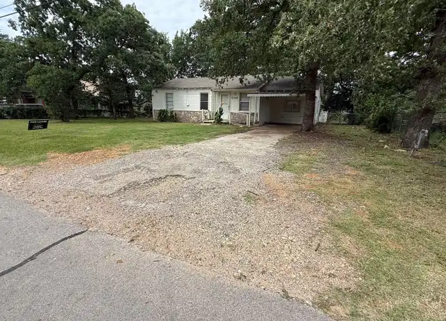 Property at 6360 Renwood Dr, Fort Worth, TX, 76140, 3 beds, 1 bath, [object Object]