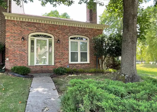 Property at 257 W Lake Cir, Madison, AL, 35758, 2 beds, 2 baths, [object Object]