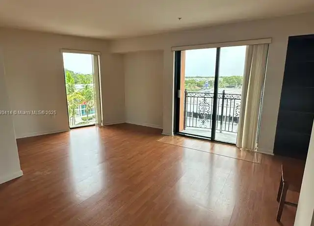 Property at 5729 SW 72nd Ave Unit 5729, Miami, FL, 33143, 0 beds, 1 bath, [object Object]