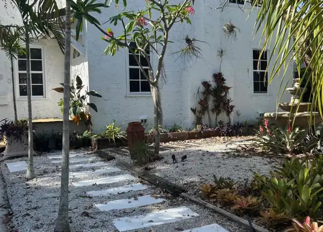 Property at 820 30th St, West Palm Beach, FL, 33407, 3 beds, 1.5 baths, [object Object]