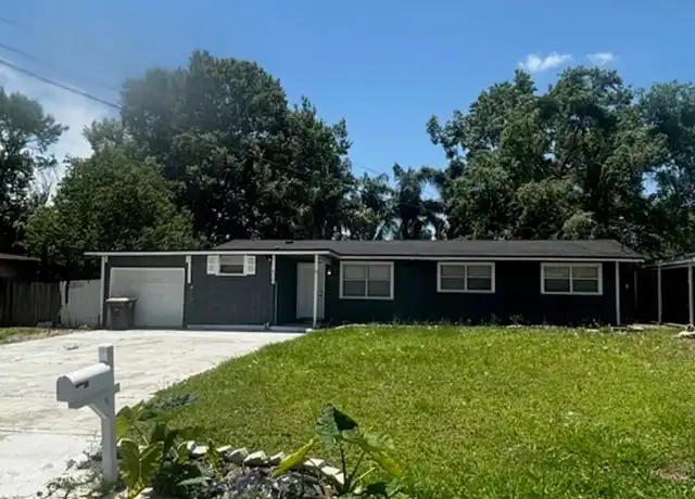 Property at 6750 Snow White Dr, Jacksonville, FL, 32210, 5 beds, 2 baths, [object Object]