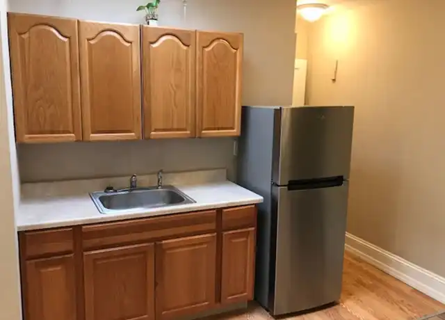Property at 53-31 Woodside Ave Unit 2R, Flushing, NY, 11377, 1 bed, 1 bath, [object Object]