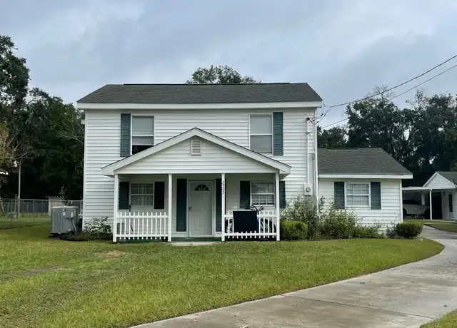 Property at 2202 Bisbee Ave Unit A, Savannah, GA, 31408, 1 bed, 1 bath, [object Object]