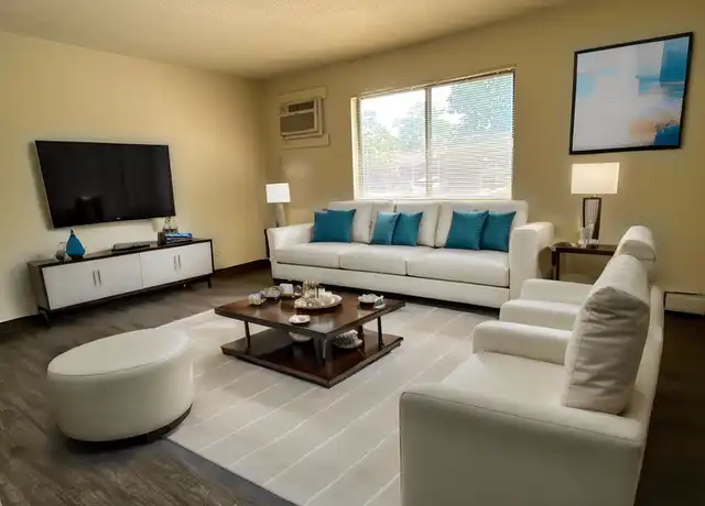 Property at 310 NW Chapel Dr Unit 310-05, Ankeny, IA, 50023, 2 beds, 1 bath, [object Object]