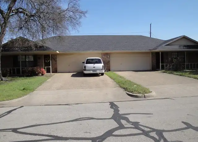 Property at 2300 Kirby Lee St, Woodway, TX, 76712, 2 beds, 2 baths, [object Object]