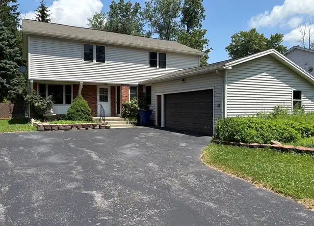 Property at 46 Brittany Dr Unit 1, Buffalo, NY, 14228, 2 beds, 1.5 baths, [object Object]