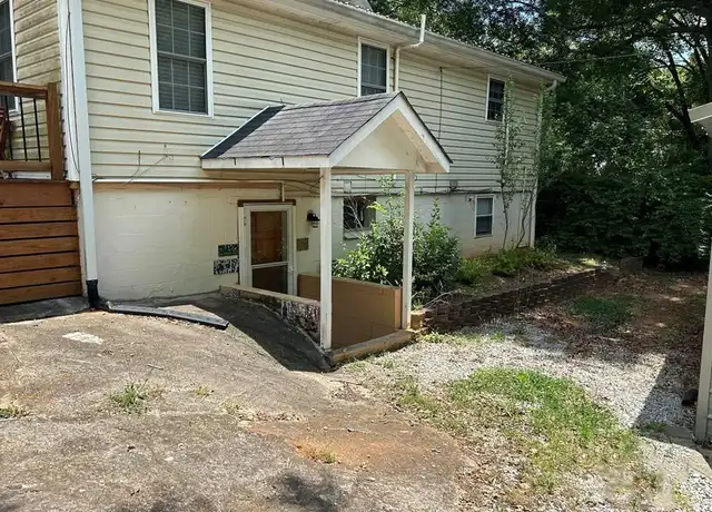 Property at 1734 E Broad St Unit B, Athens, GA, 30601, 1 bed, 1 bath, [object Object]