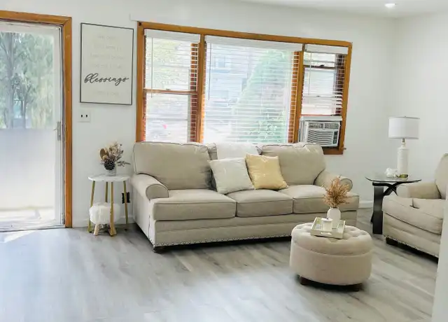 Property at 9 Meadow Ln, Clifton, NJ, 07012, 4 beds, 3 baths, [object Object]