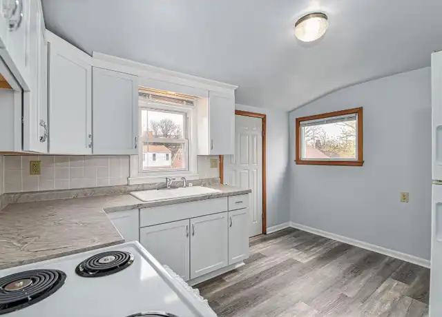 Property at 154A N 79th St, Milwaukee, WI, 53213, 2 beds, 1 bath, [object Object]