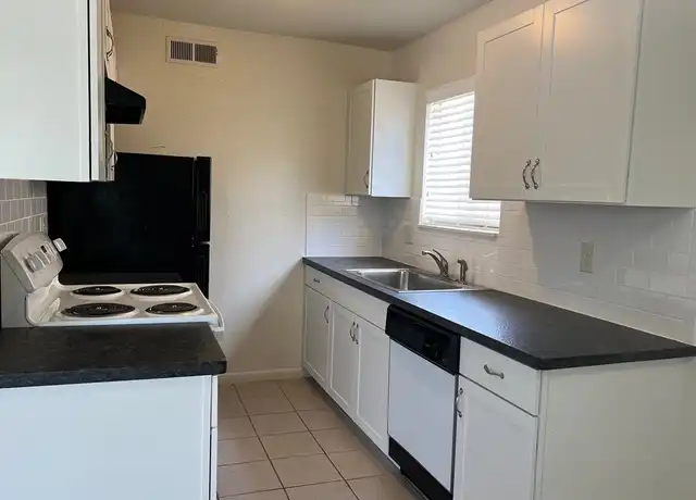 Property at 806 Natalie St Unit D, Bryan, TX, 77801, 2 beds, 1 bath, [object Object]