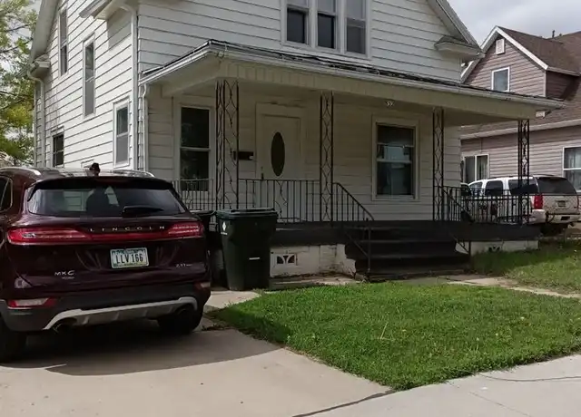 Property at 832 17th St, Sioux City, IA, 51105, 3 beds, 1.5 baths, [object Object]