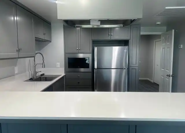 Property at 801 Deseret Way Unit 10, Bakersfield, CA, 93309, 1 bed, 1 bath, [object Object]
