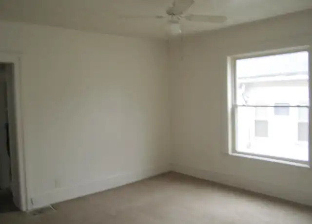 Property at 1810 Lyons Ave, Lansing, MI, 48910, 3 beds, 2 baths, [object Object]